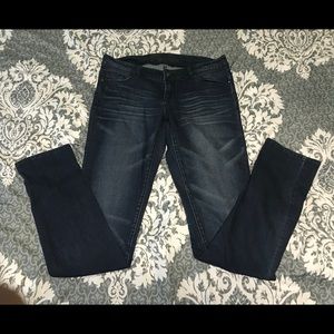 *LIKE NEW* dELiA*s Taylor skinny jeans dark wash